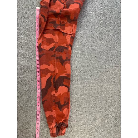 Hollister Ultra High Rise Camo Cargo Pant Joggers Red Size XS - Picture 9 of 9